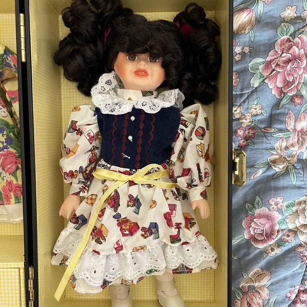 VINTAGE DOLL Last Impression - Picture 3 of 8